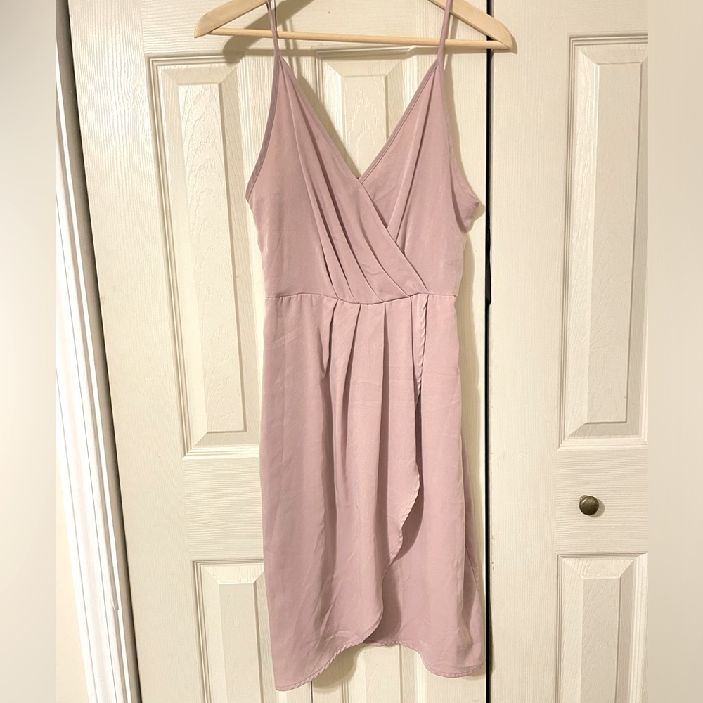 Lilac cocktail above knee dress